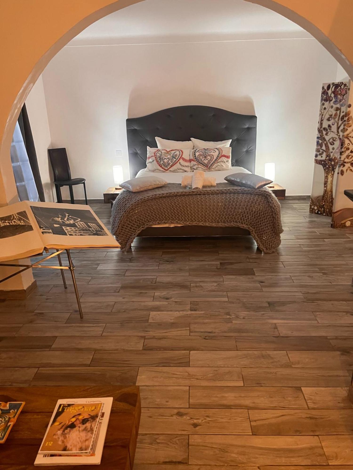 Villa Romana Saint-Tropez Esterno foto