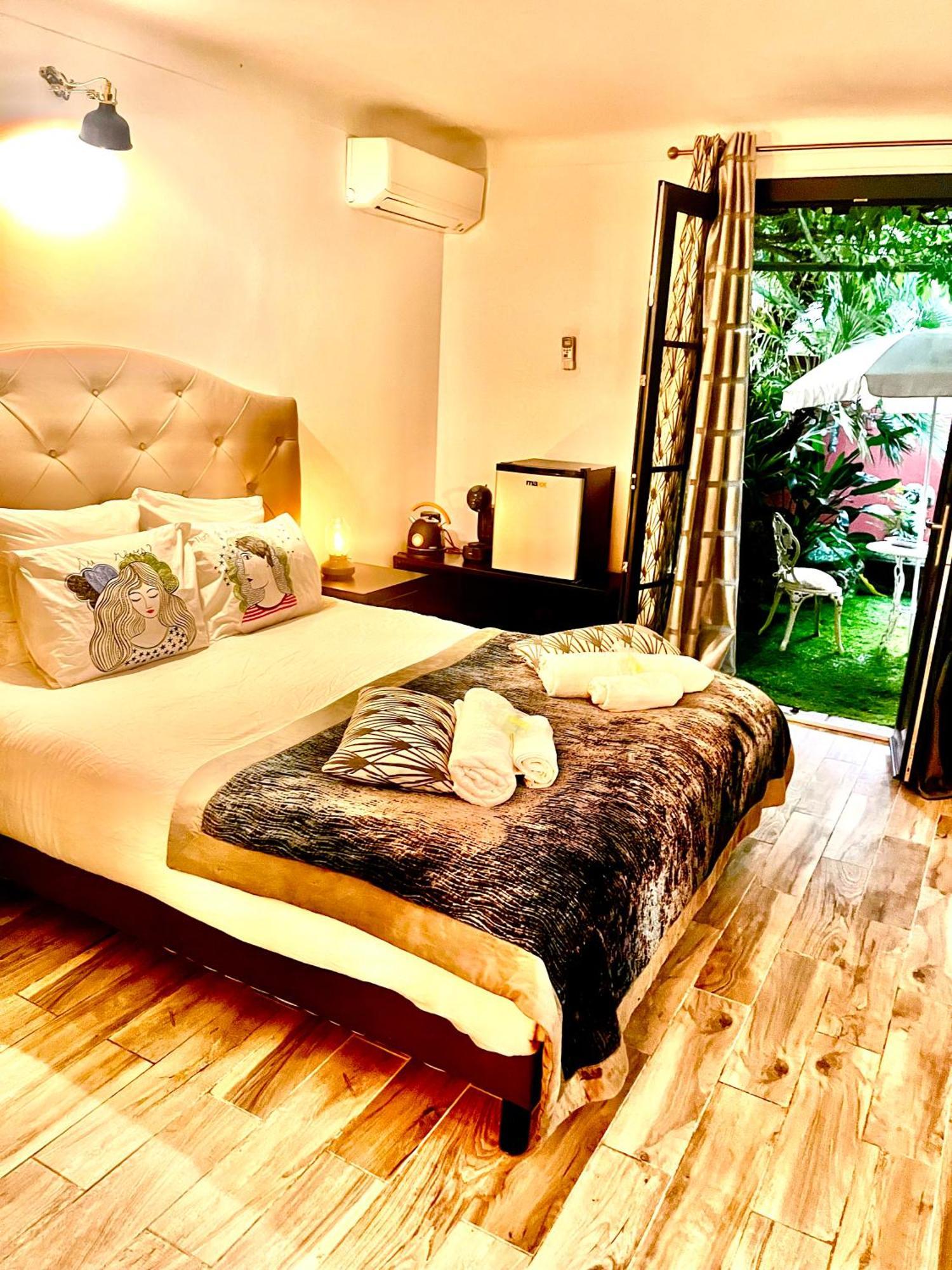 Villa Romana Saint-Tropez Esterno foto