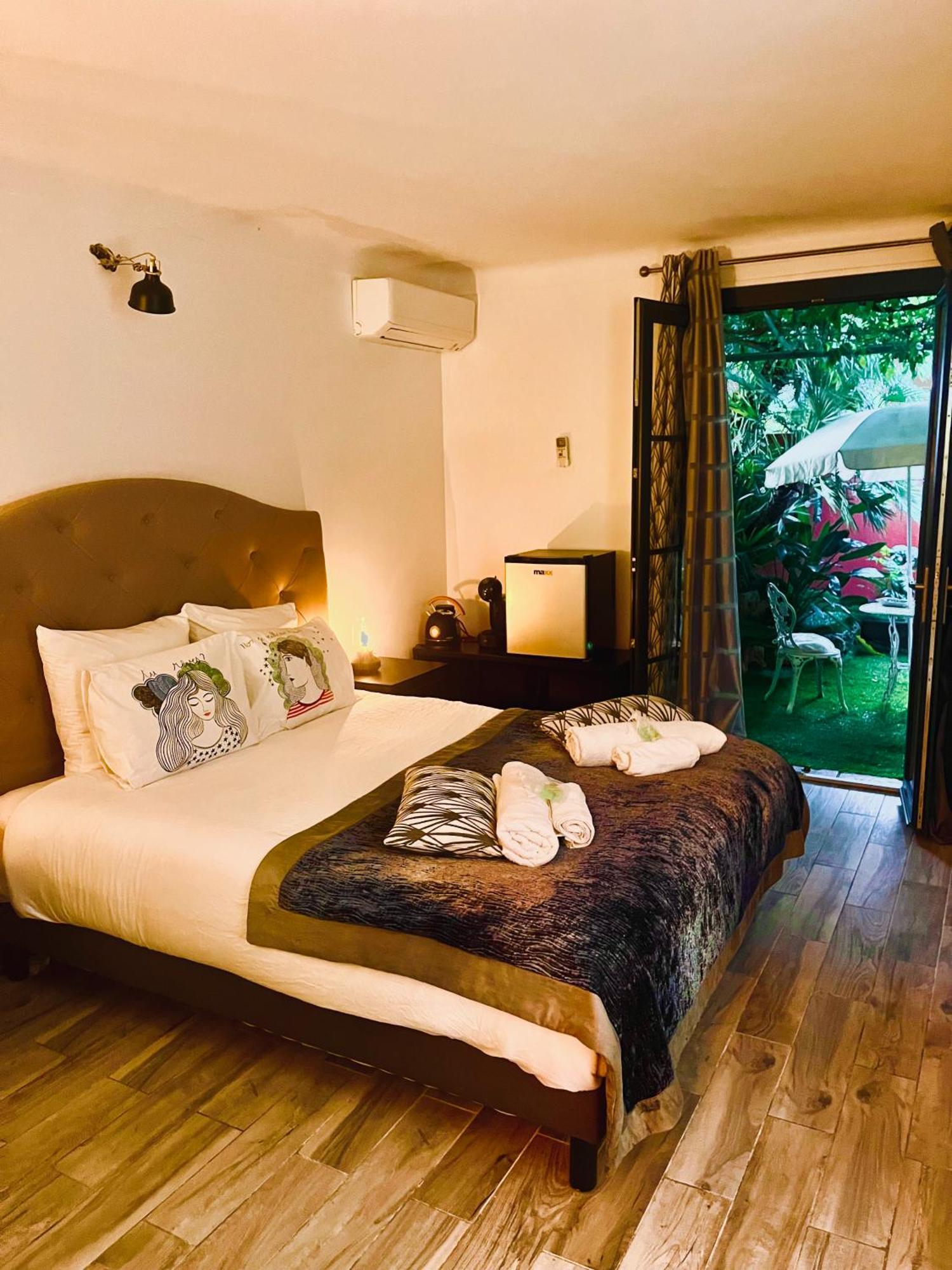 Villa Romana Saint-Tropez Esterno foto